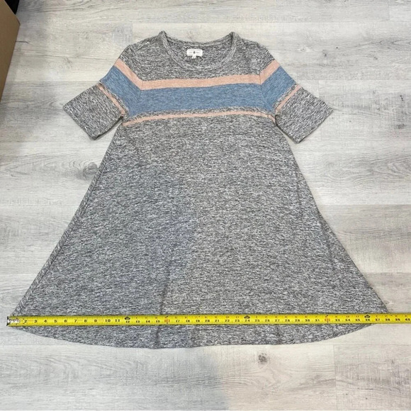 Lou & Grey M Jersey Knit Striped Fit and Flare Dress Grey and Pink Midi Dress - Picture 11 of 17